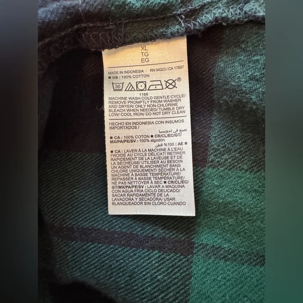 Old Navy Green/Navy Scotch cotton flannel plaid Button Down boyfriend shirt xl